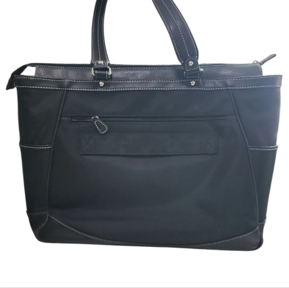 Preowned Clark& Mayfield Laptop Travel Bag